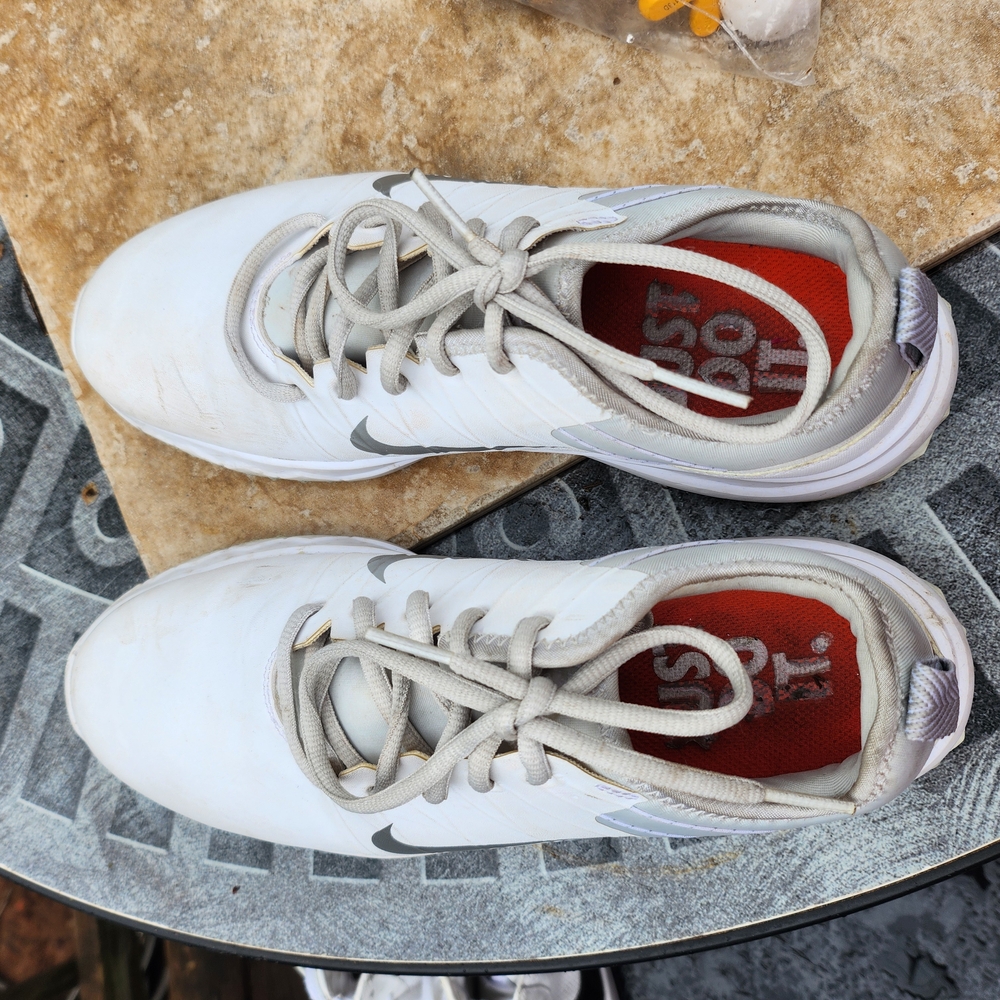 Nike White and Gray Sneakers - Picture 3 of 4